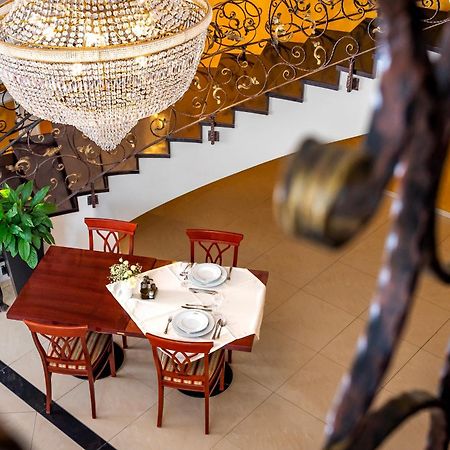 Guest Accommodation Atrium Gulin Lozovac Ngoại thất bức ảnh