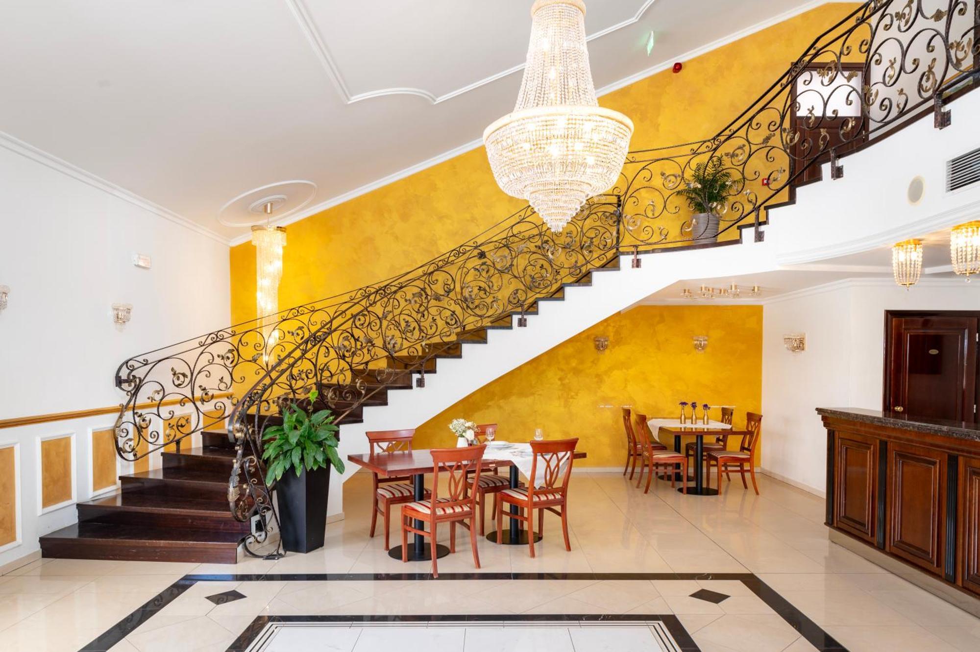Guest Accommodation Atrium Gulin Lozovac Ngoại thất bức ảnh