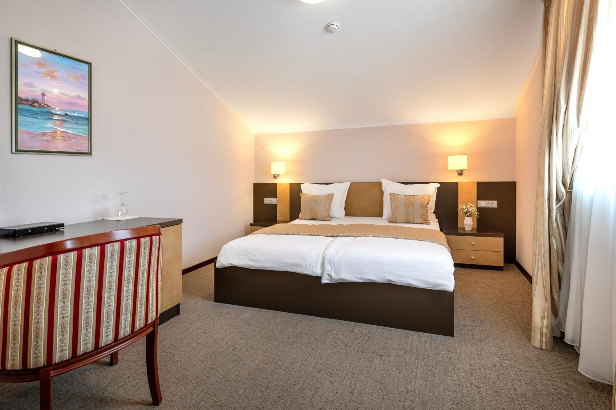 Guest Accommodation Atrium Gulin Lozovac Ngoại thất bức ảnh